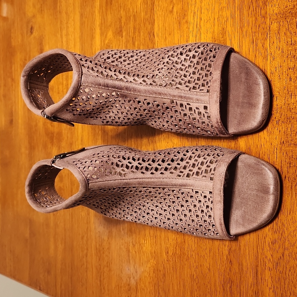 Booties Size 41 Taupe